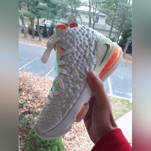 Lebron 17 BG (Future air)